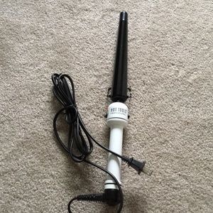 Hot tools tapered curling iron